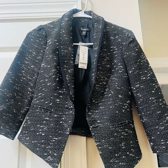 bebe Jackets & Blazers - NWT Bebe Black and White Women's Blazer size 0